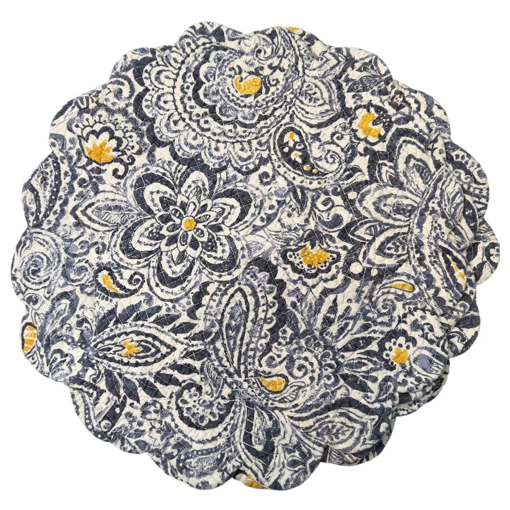 C&F home Serena Round Placemats Reversible Quilted Scalloped Edge Paisley Floral